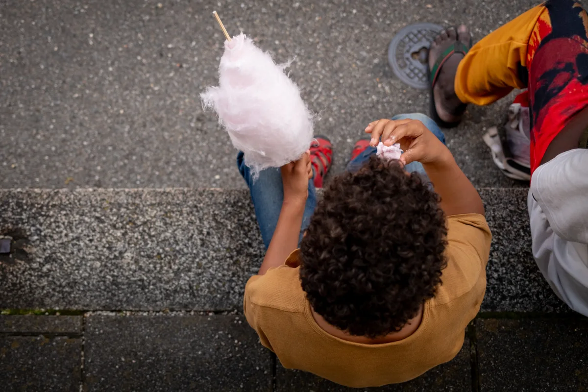 Nach Herzenslust geniessen. Impressionen vom Freitagabend des Stadtfest Wetzikon 2024